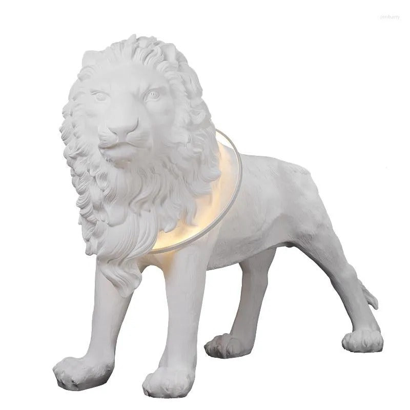 Lion-shaped Decorative Floor Lamp